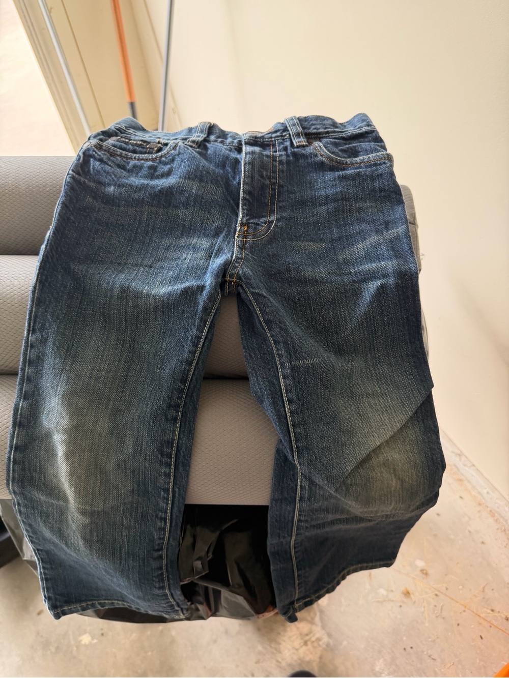 Classic Men's Dark Blue Jeans